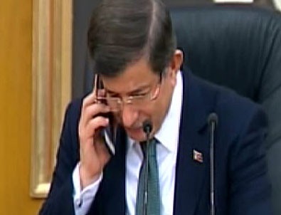 Davutoğlu: Diplomatların topluca davaya gitmesi doğru değil