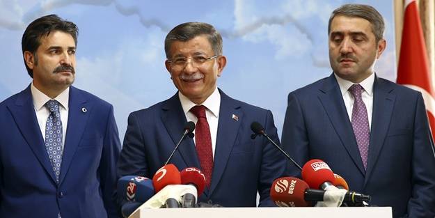Davutoğlu bir kez daha taca çıkıyor! Erdoğan’a söylediğini Temurci’ye de söyledin mi?