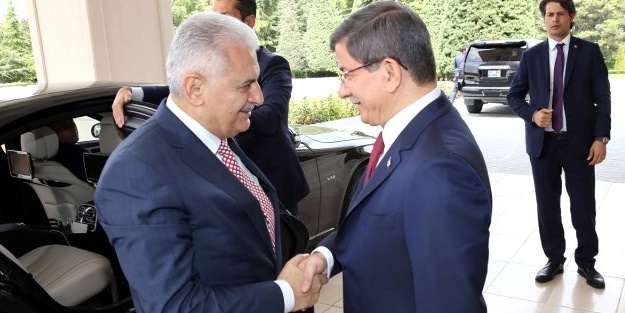 Davutoğlu görevi Yıldırım'a bıraktı