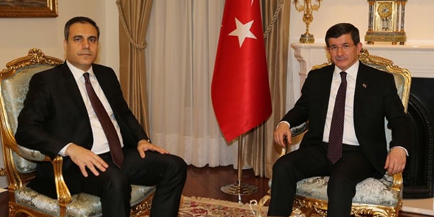 Davutoğlu, Hakan Fidan'la görüştü