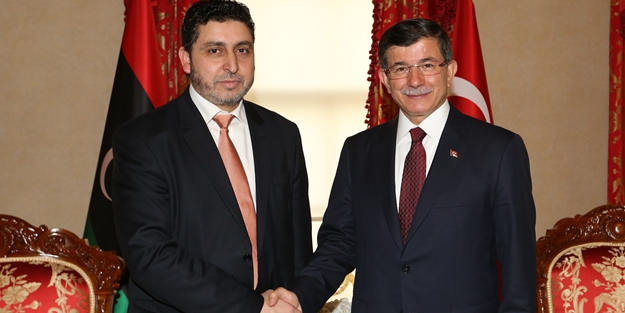 Davutoğlu'ndan kritik görüşme!