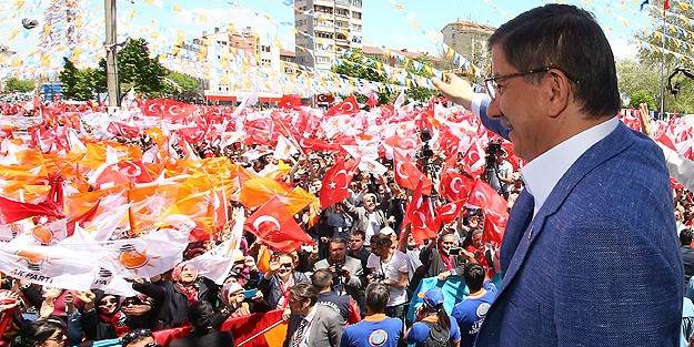 Davutoğlu: Herkes darbe karşıtı kesildi