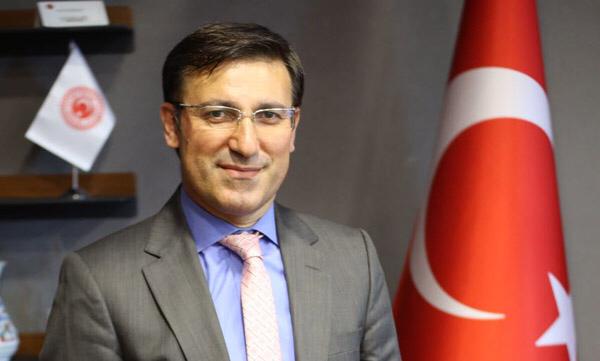 Eski AK Parti Adana Milletvekili Talip Küçükcan: Davutoğlu ile birlikte değilim