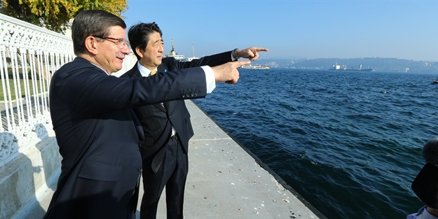 Davutoğlu İstanbul'u anlattı