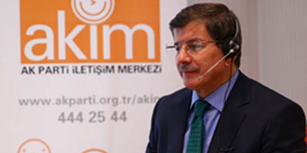 Davutoğlu kulaklığı taktı şikayetleri aldı