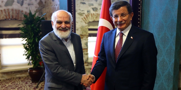 Davutoğlu, medya yöneticileriyle görüştü