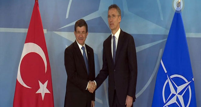 Davutoğlu NATO Karargahı’nda konuştu