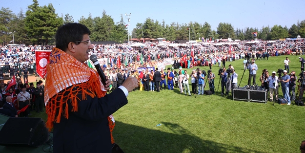 Davutoğlu, o ziyaretlerin anlamını açıkladı