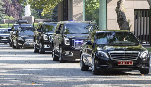 Davutoğlu sığınmacılarla ilgili toplantı yaptı