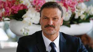 Davutoğlu sildi ama, Alpay Özalan'dan kaçmadı! Çok fena madara oldu