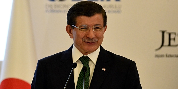 Davutoğlu'ndan 'çelik yelek mi giydiniz?' sorusuna muhteşem cevap