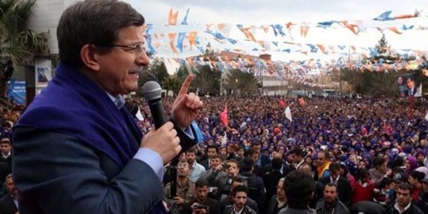 Davutoğlu'ndan Çorum'da HDP'ye tepki!