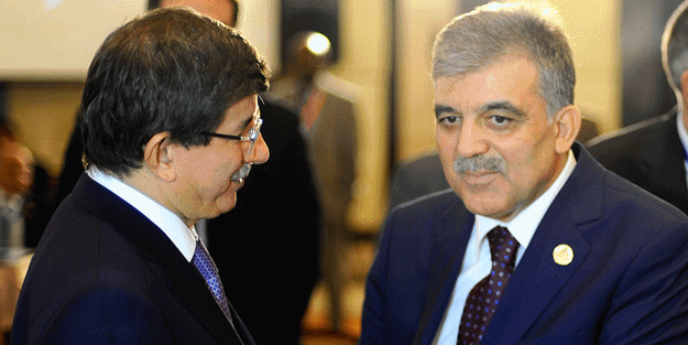 Davutoğlu'ndan Gül'e sürpriz telefon