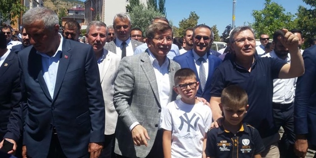Davutoğlu'ndan 'yeni parti' açıklaması! 