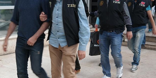 Davutoğlu'nu Gülen ile görüştüren şahıs da tutuklandı!