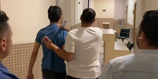 Davutoğlu’nun gazetesi Karar Cumhuriyet'ten daha Kemalist çıktı