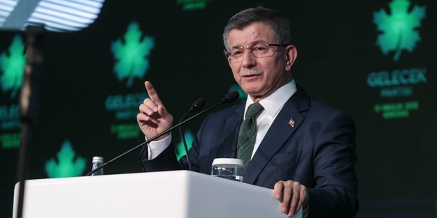 Davutoğlu'nun partisine katılan isim istifasını duyurdu