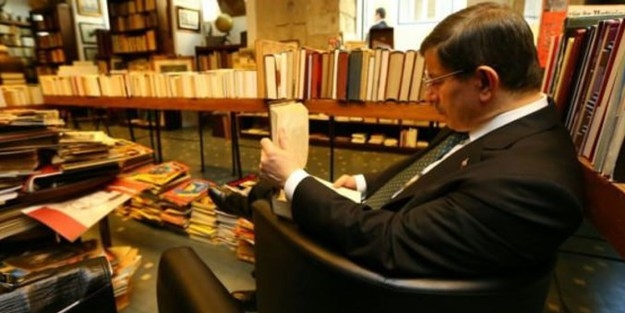 Davutoğlu'nun yeni kitabı çıkıyor