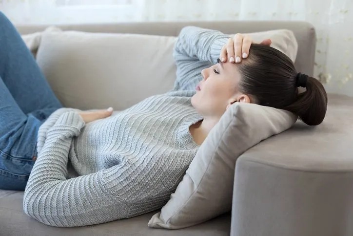 Dayanılmaz migren ataklarını anında kesiyor! İlaçsız en etkili yöntem…