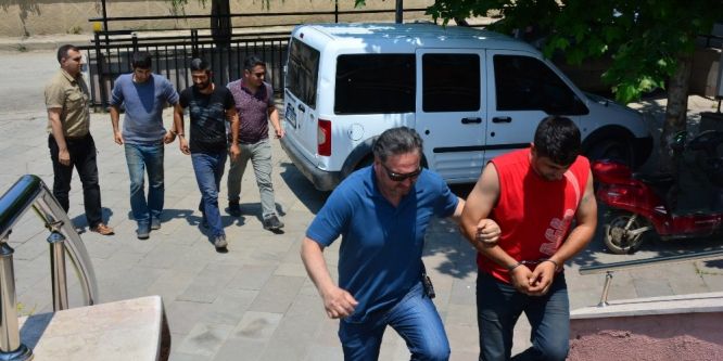Kablo çalan kardeşler tutuklandı