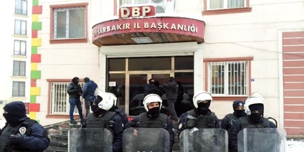 DBP il başkanı gözaltına alındı
