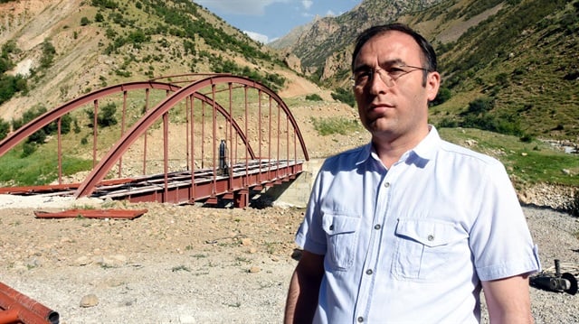Belediye PKK'lı teröristler için köprü yaptırmış!