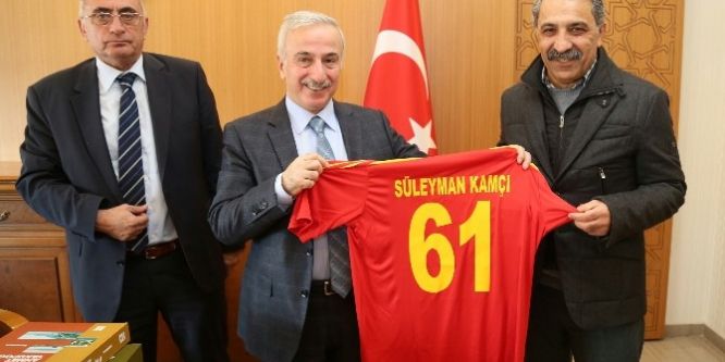 Vali, Kayserispor yönetimini ağırladı