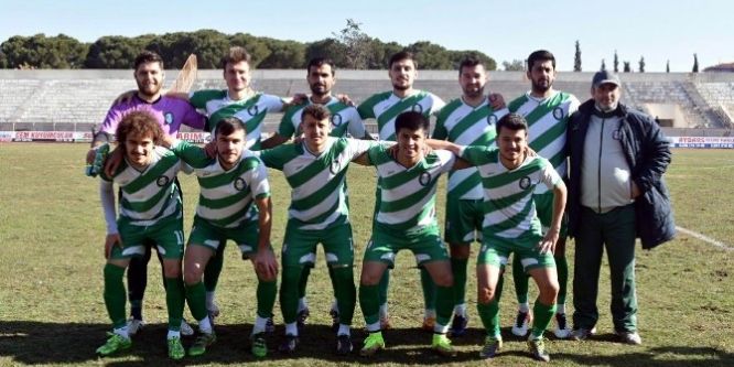 Salihli Belediyespor, 3 puanı 3 golle aldı