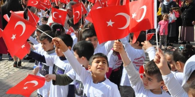 Gölbaşı'nda 15 Temmuz Demokrasi yürüyüşü yapıldı