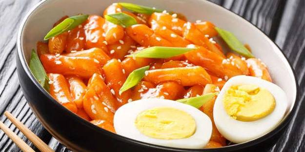 Ddeokbokki tarifi Kore mutfağından