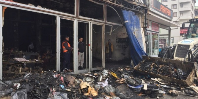 17 kişinin zehirlendiği yangın kundaklama çıktı...