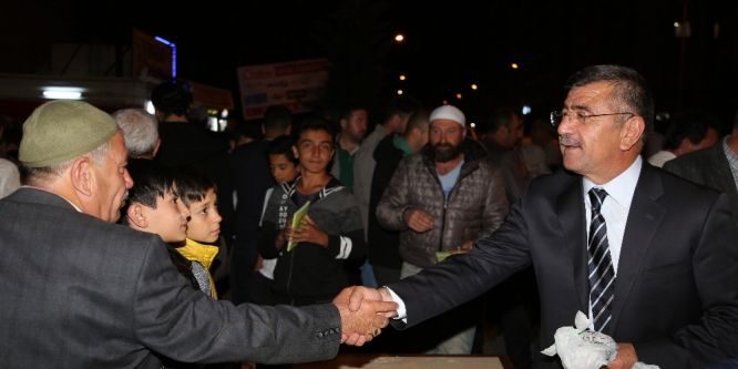 Niğde Belediyesi 20 bin adet kandil simidi dağıttı