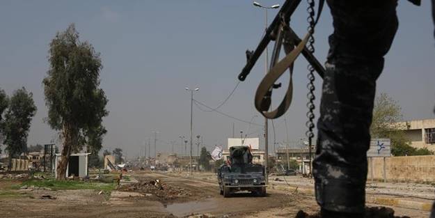 DEAŞ Kerkük'te elektrik hatlarına saldırdı!