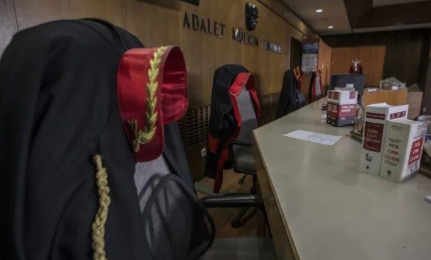 DEAŞ’ın kasası Fransız şirketin utanması yok! Madalya mı bekliyorsunuz?