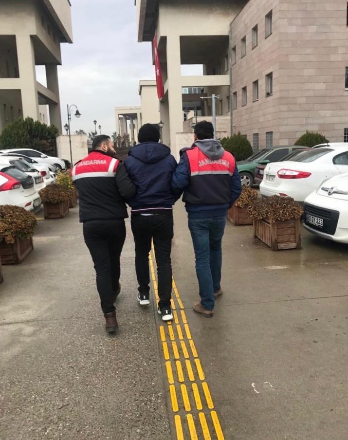 DEAŞ’ın sözde emir ve savaşçısı 3 kişi yakalandı 