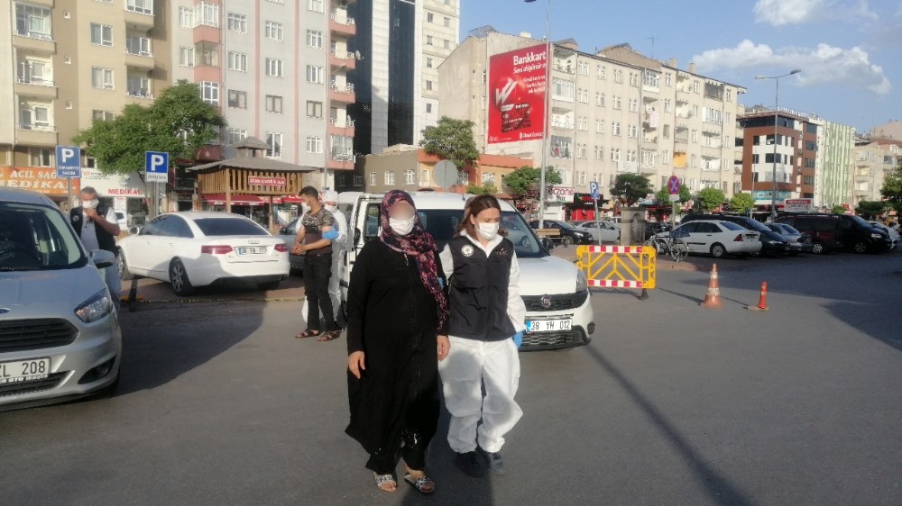DEAŞ’lı anne ve oğlu Kayseri’de yakalandı 