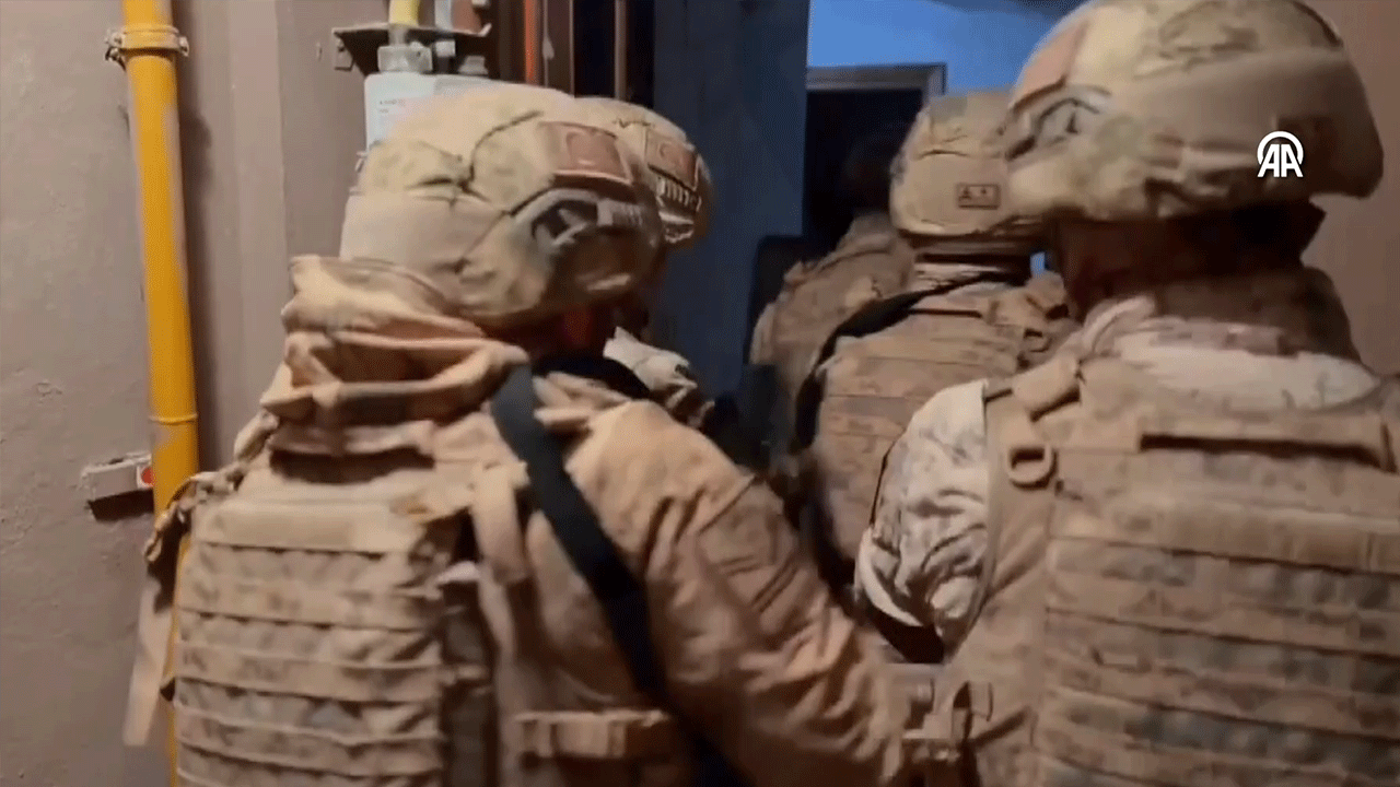 DEAŞ'lılar evlerinden alındı