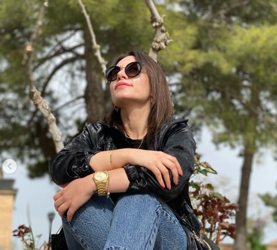 Dedesine eziyet eden partinin sözcüsü… CHP’liler Gül Eda Hür’ün saatine ne diyecek?