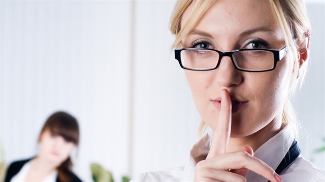 Dedikodu işten edebilir