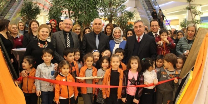 Tekden İlkokulu’ndan ’Hayallarin dili’ sergisi