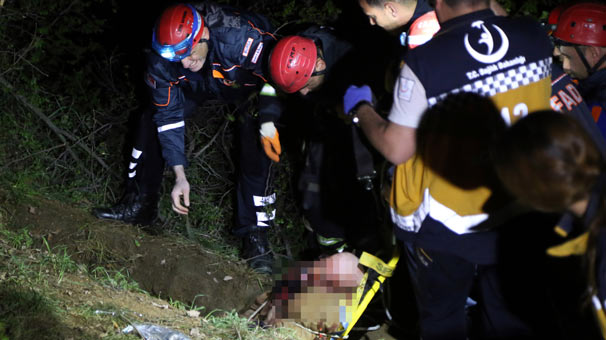 Define ararken göçük altında kalarak can verdi