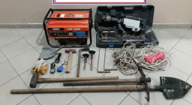 Define avcıları suçüstü yakalandı