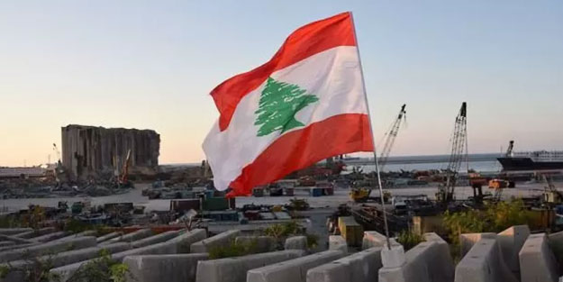 Defter kalmayınca pasaport başvurularını askıya aldılar