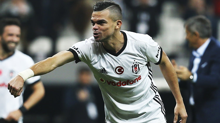 Değişikliği Pepe yaptı 'Çıkar onu hocam!'