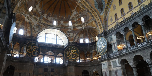 Değişim rüzgarı esiyor! Ayasofya Camii'nde 4 yılda nereden nereye