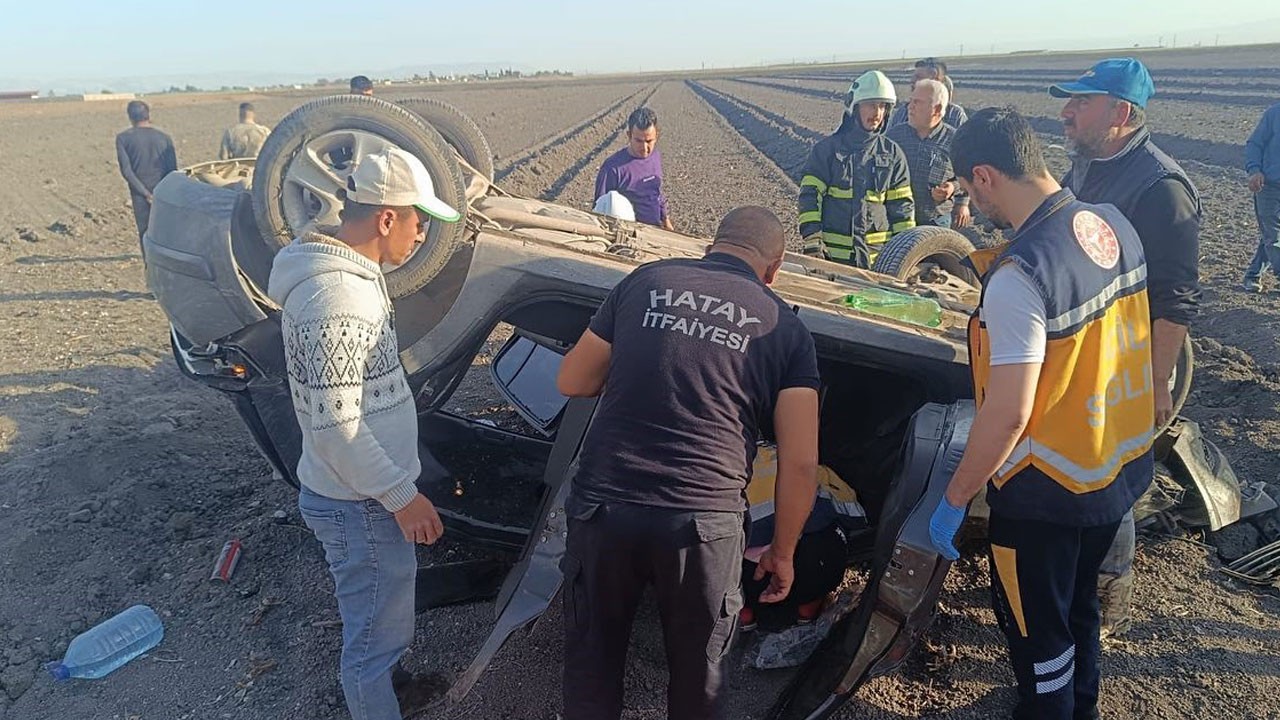 Dehşet anları! Otomobil ters döndü