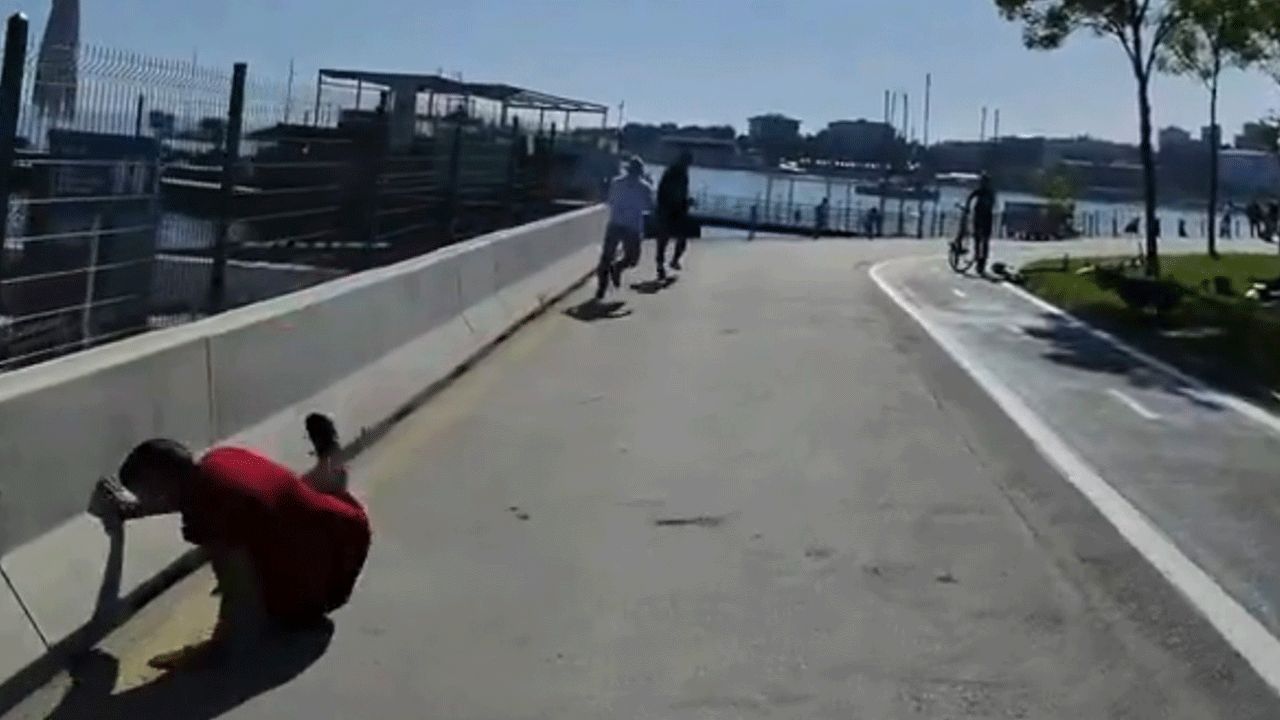 Dehşete düşüren anlar kamerada! Galatasaray taraftarı vuruldu