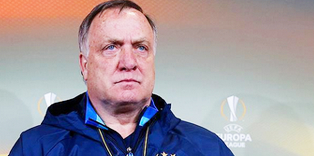 Dehşete düşüren bilgiyi kamuoyuyla paylaştılar: Advocaat öyle bir yere imza attı ki dünya futbolu şaşkın!