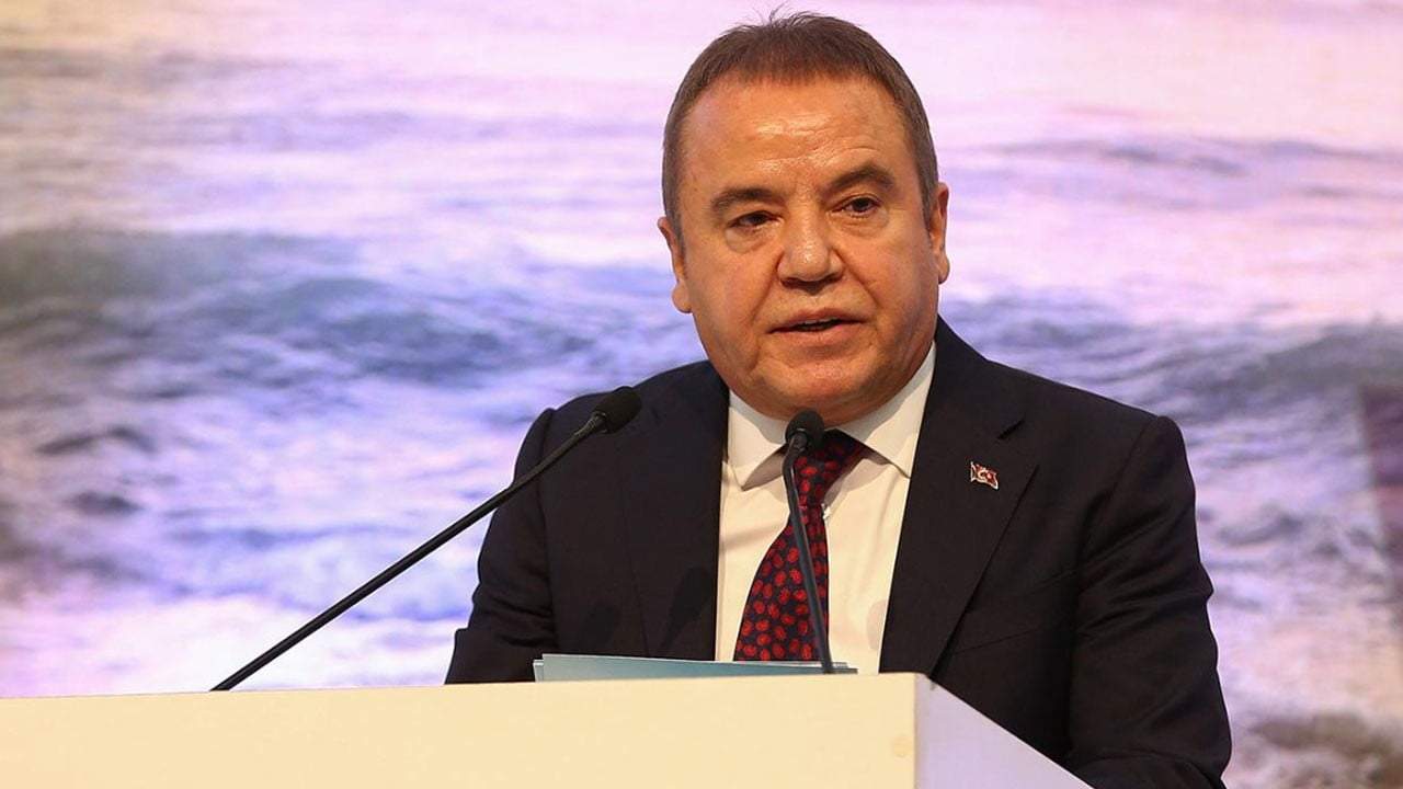 Dehşete düşüren iddialar! Muhittin Böcek’ten fuhuş rezaleti