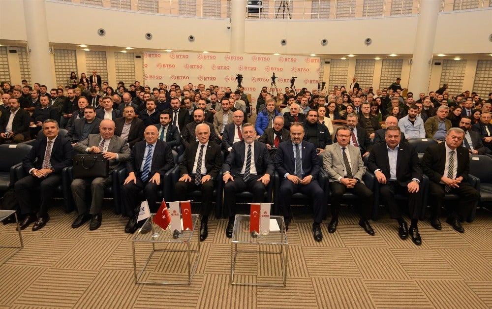 DEİK’in hedefi ve ticari diplomasi başlıkları Bursa’da ele alındı 
